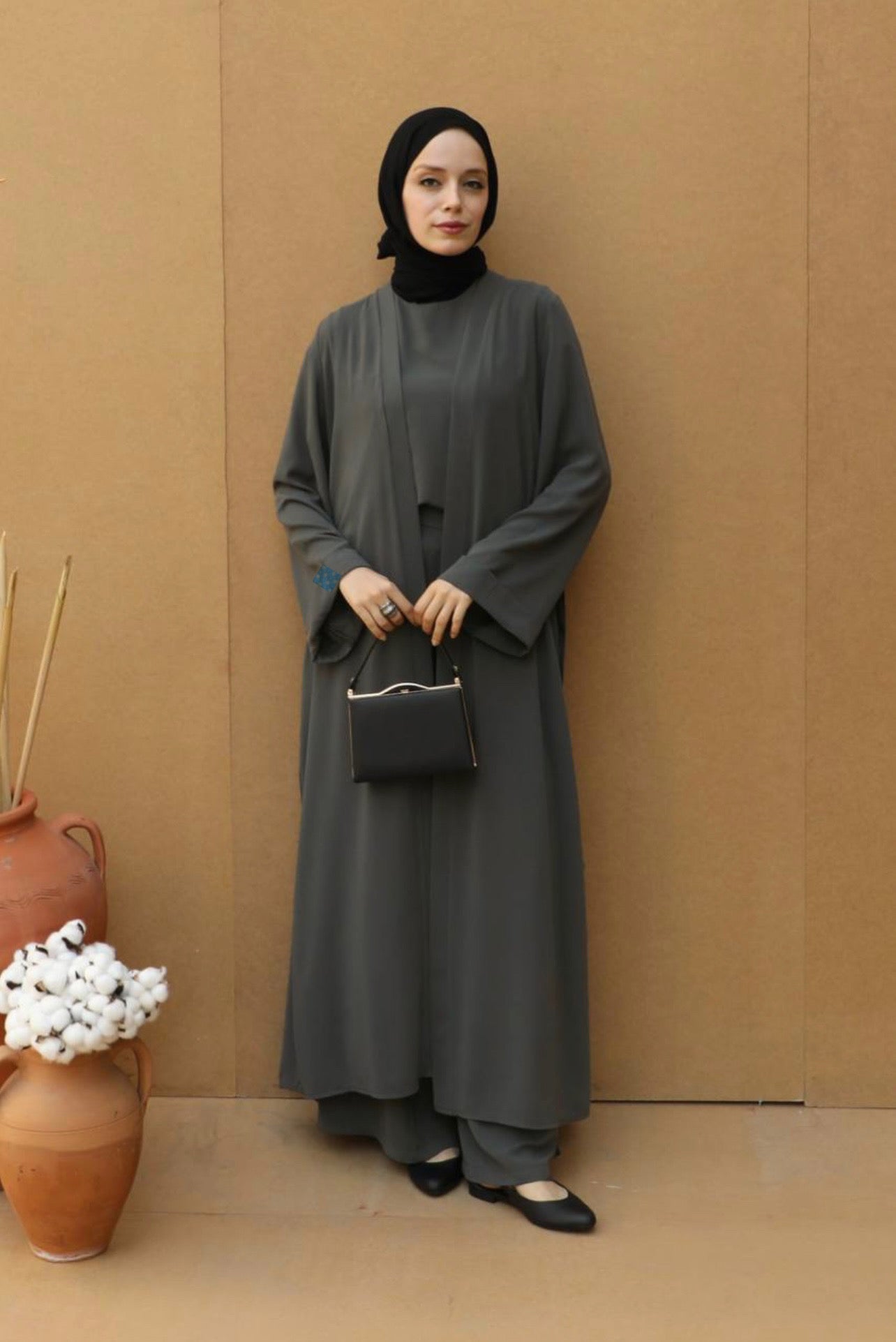 Abaya three piece anthracite