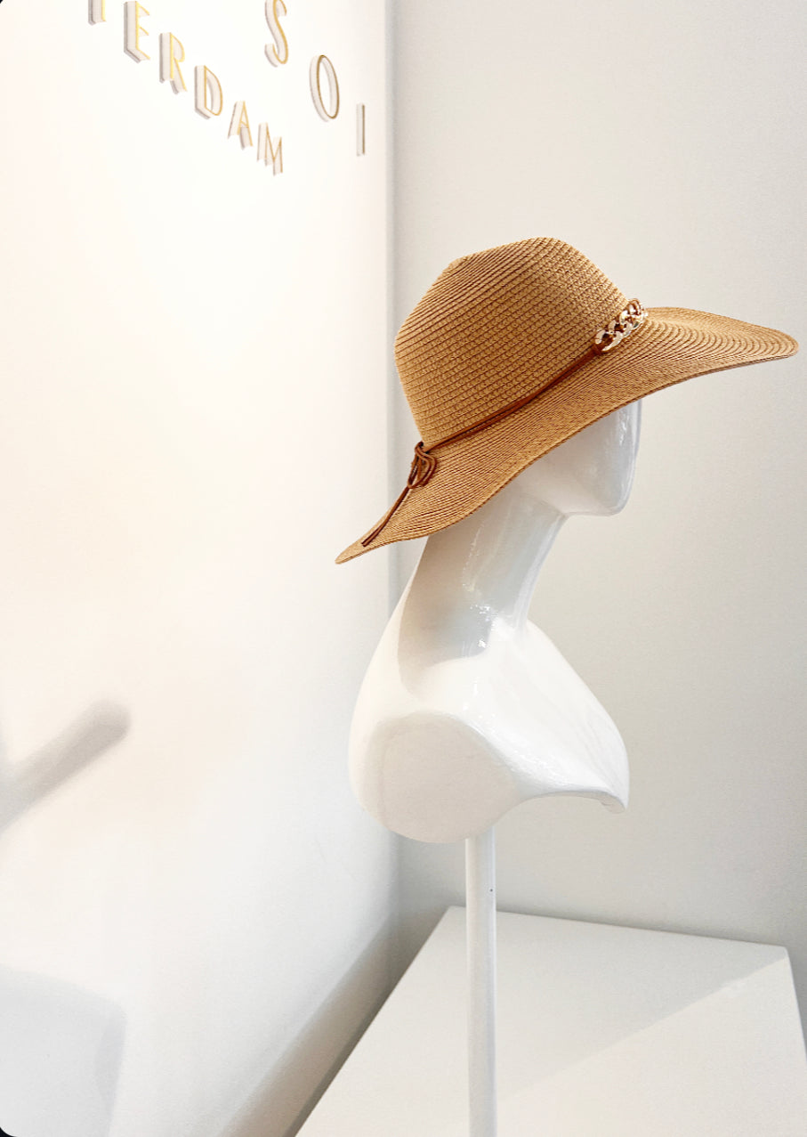 Hat Camel X chain