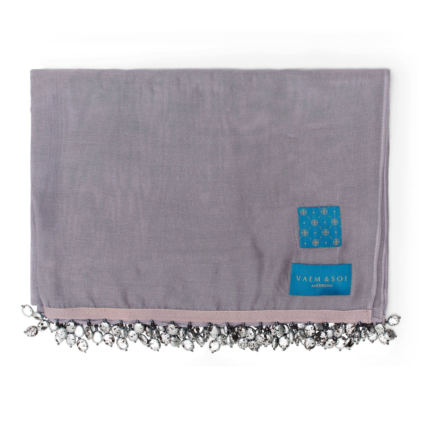 Minimal gray X beads