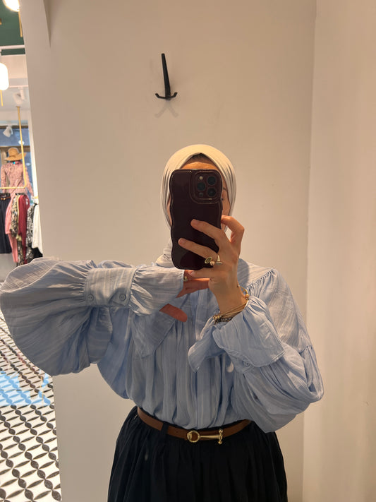 Blouse baby blue