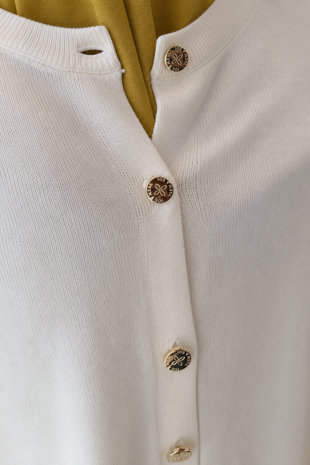 Signature Knit Cardigan - Cream